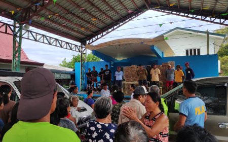 KITAEN| Dagiti amin a pamilya idiay Brgy. Nansuagao, Caoayan naikkan ti relief goods babaen kenni Congressman Ronald Singson.