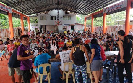 KITAEN| Manarimaan ti Pannakaiyawat dagiti relief goods ditoy Brgy. Callaguip, Caoayan babaen kenni Congressman Ronald Singson.