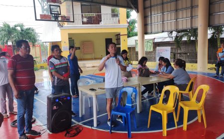 KITAEN| Saan a lapped ti napigsa a tudo tapnu maitulod dagiti relief goods ditoy Brgy. Bayubay Sur, San Vicente babaen kenni Congressman Ronald Singson.