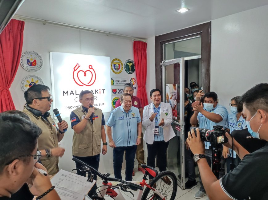 KITAEN| Binisita ni Senator Bong Go ti malasakit Center nga adda iti Ilocos Sur Provincial Hospital Gabriela Silang kadwa na ni Governor Jerry Singson.